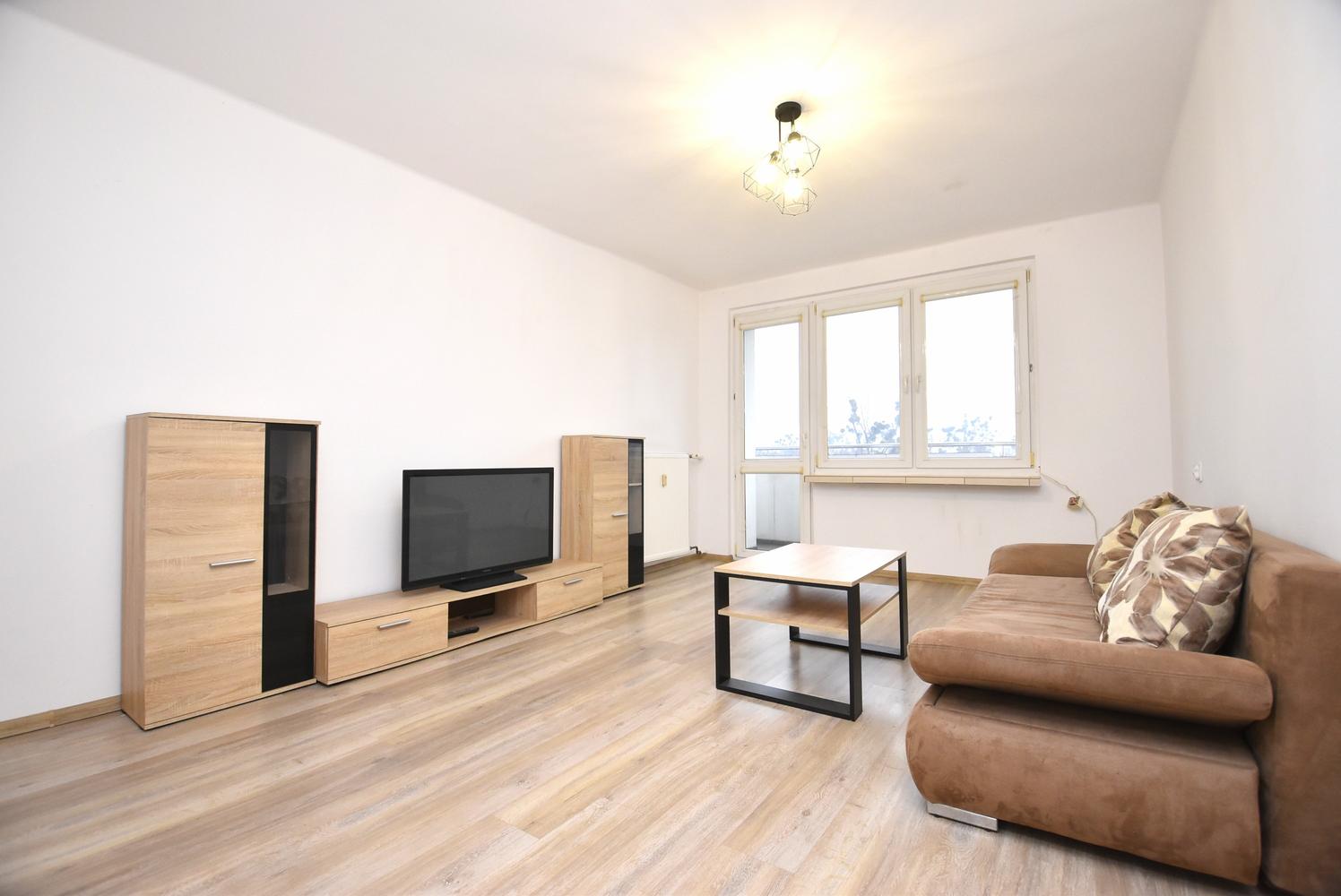 Mieszkanie Przestronne 55.8 m² z balkonem gotowe do wprowadzenia, spokojna okolica