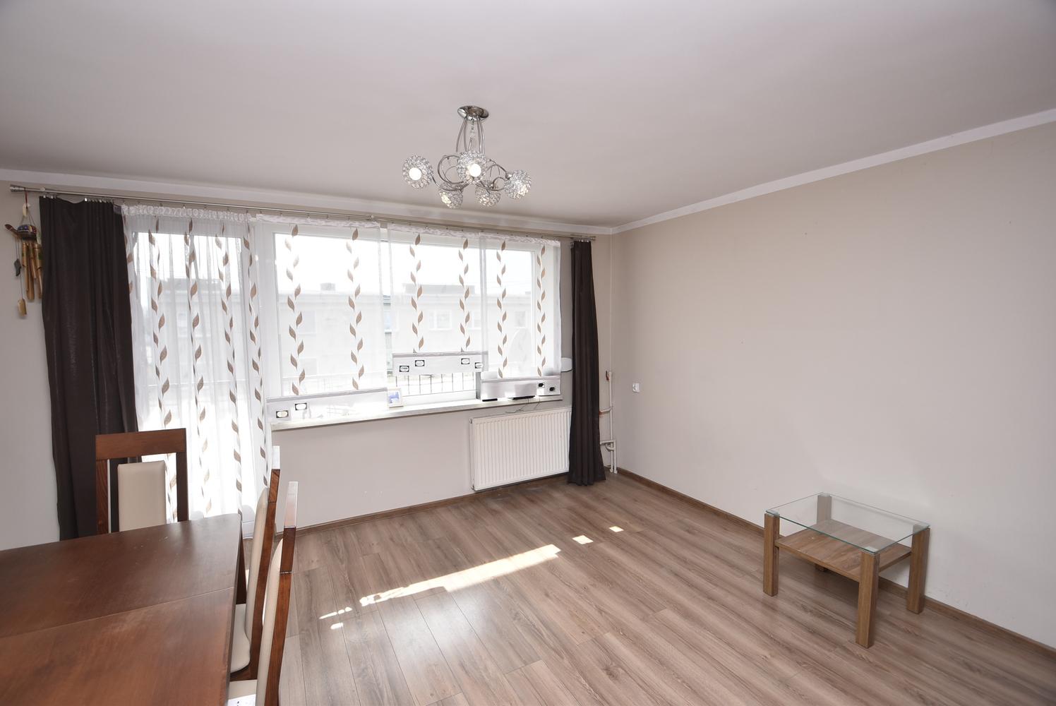 Mieszkanie Na sprzedaż mieszkanie wraz  z działką w Kędzierzynie-Koźlu przy ulicy Głubczyckiej